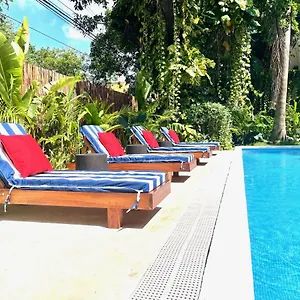 https://centrally-located-apartment-in-pdc.allrivieramayahotels.com