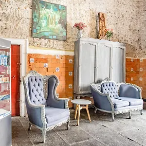 Hotel Milagro, Centro