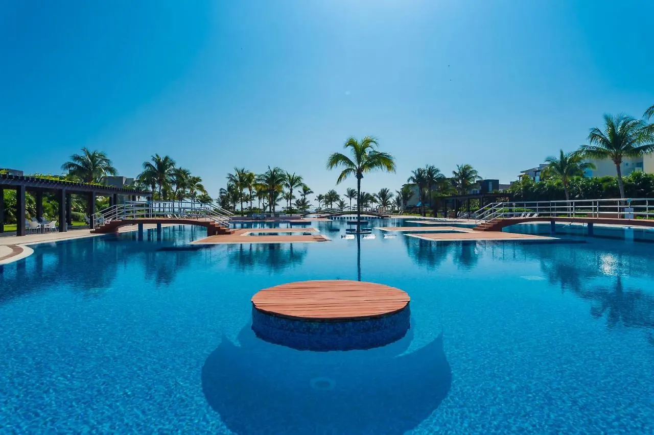 Mareazul Beach Front Resort Playa Del Carmen Aparthotel